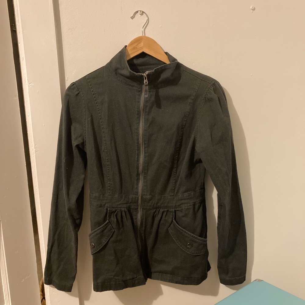 Lucy zip up jacket